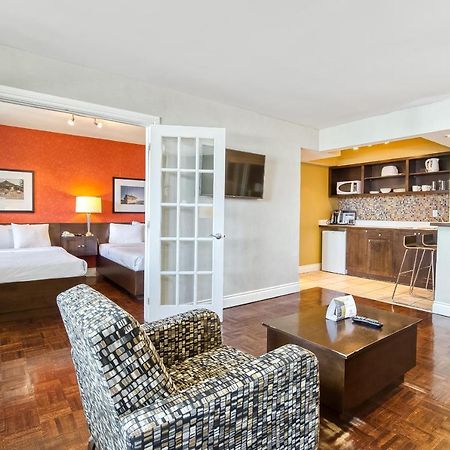 Town Inn Suites Hotel Toronto Zewnętrze zdjęcie