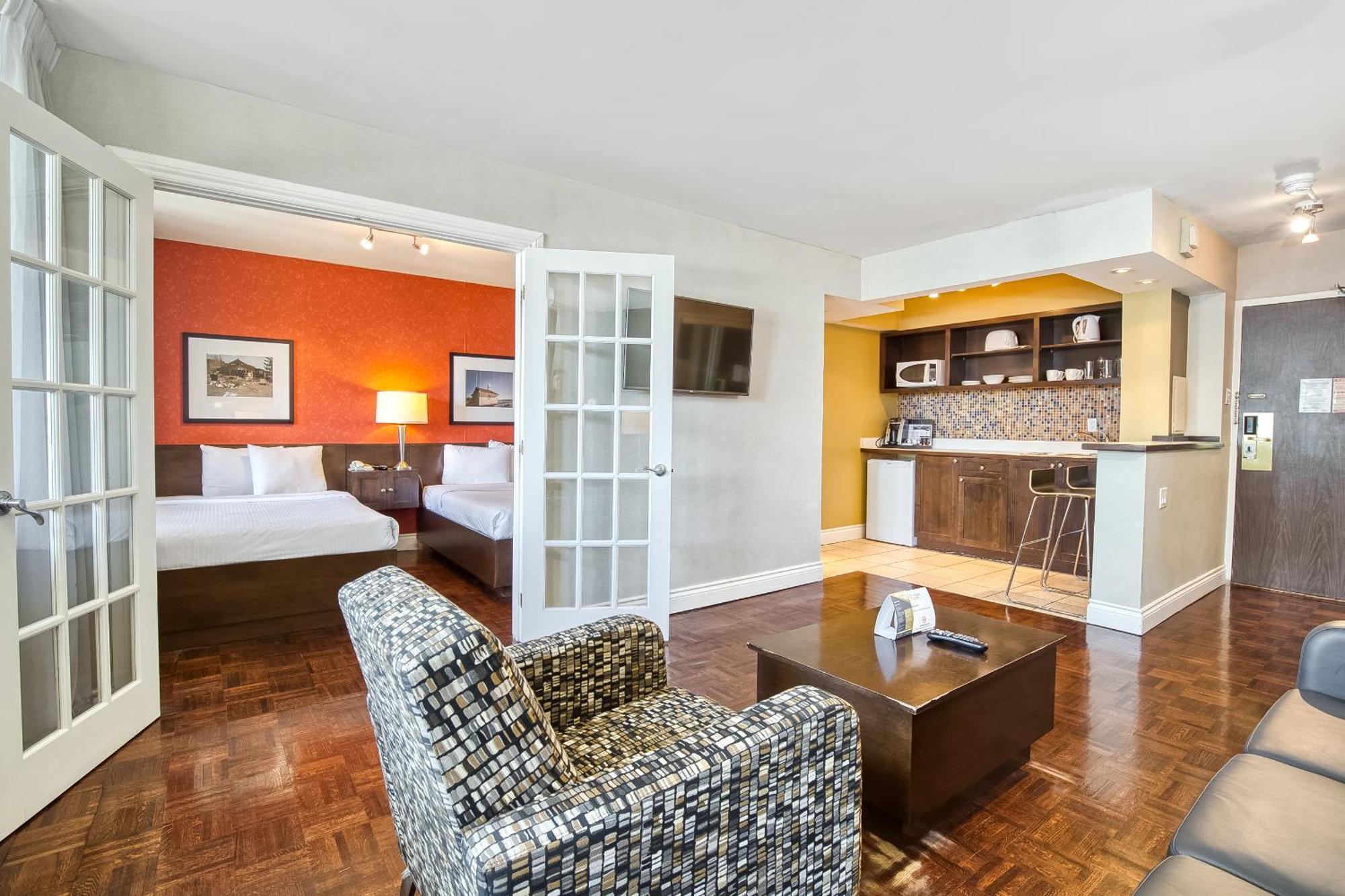 Town Inn Suites Hotel Toronto Zewnętrze zdjęcie