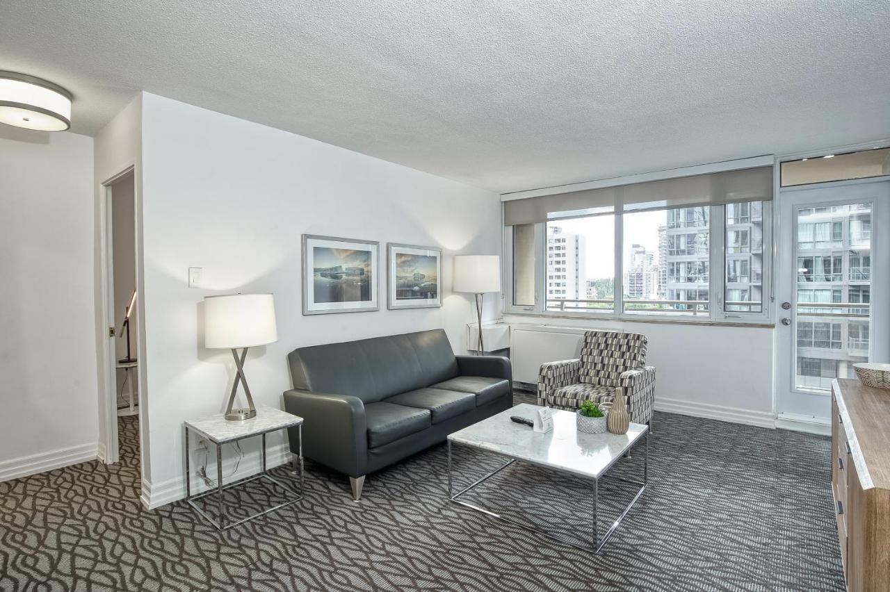 Town Inn Suites Hotel Toronto Zewnętrze zdjęcie