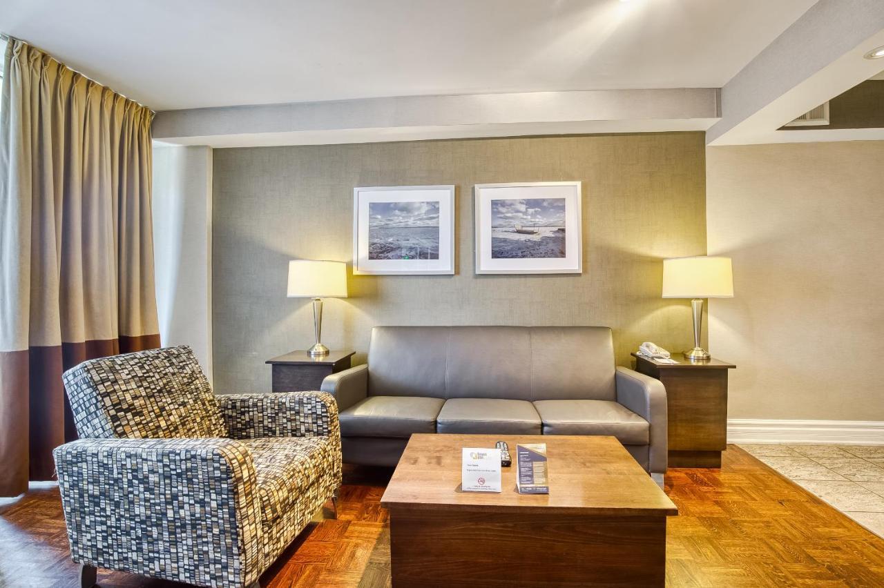 Town Inn Suites Hotel Toronto Zewnętrze zdjęcie