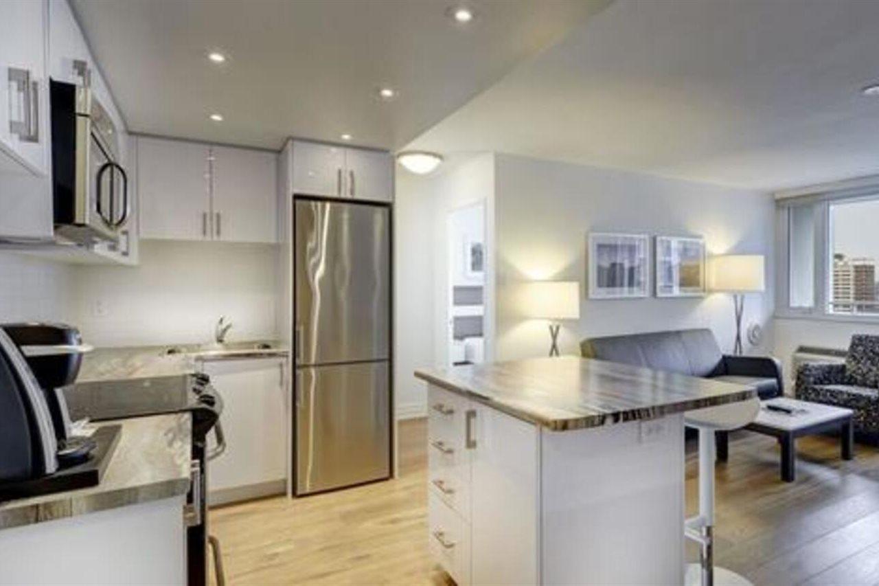 Town Inn Suites Hotel Toronto Zewnętrze zdjęcie