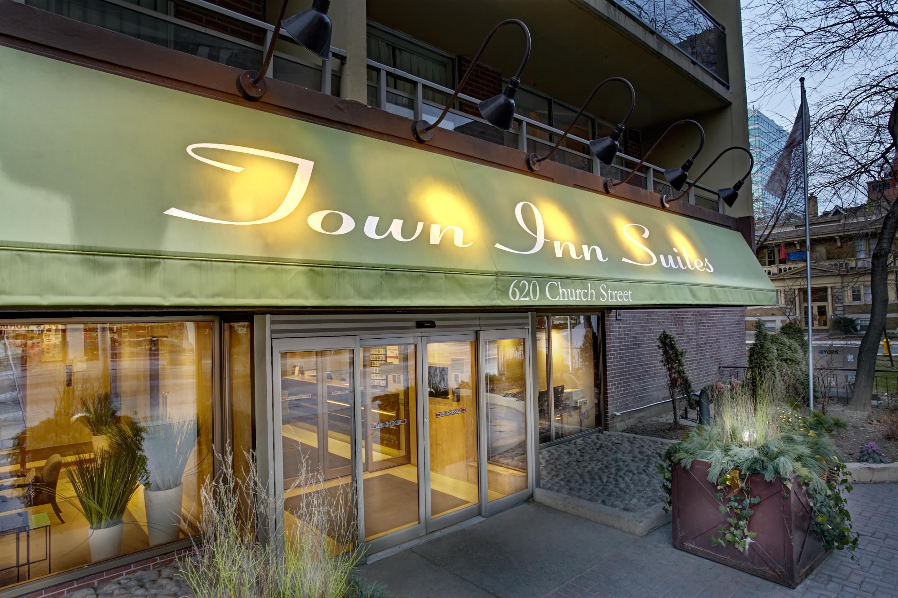 Town Inn Suites Hotel Toronto Zewnętrze zdjęcie