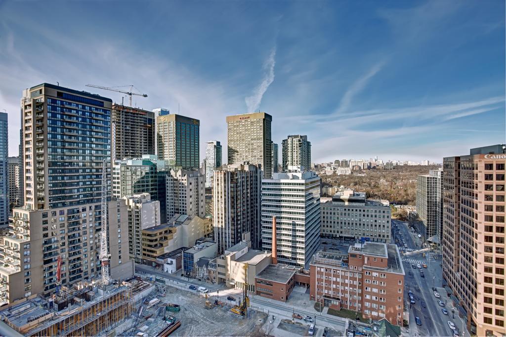 Town Inn Suites Hotel Toronto Zewnętrze zdjęcie